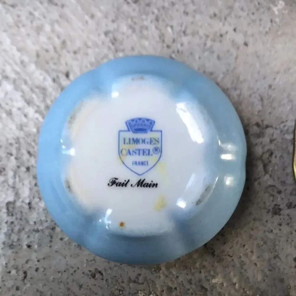 Limoges  trinket  box